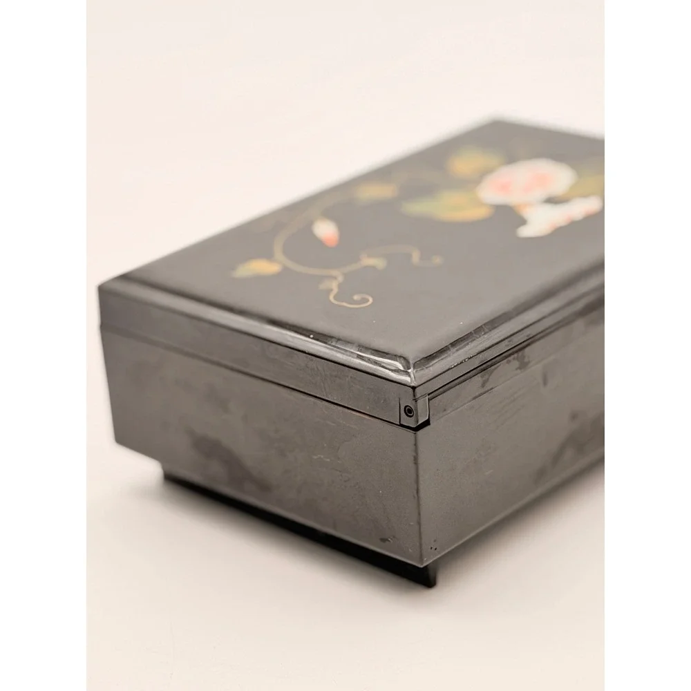 Vintage Kmart Japan Black Floral Morning Glory Wind Up Music Box Trinket Case